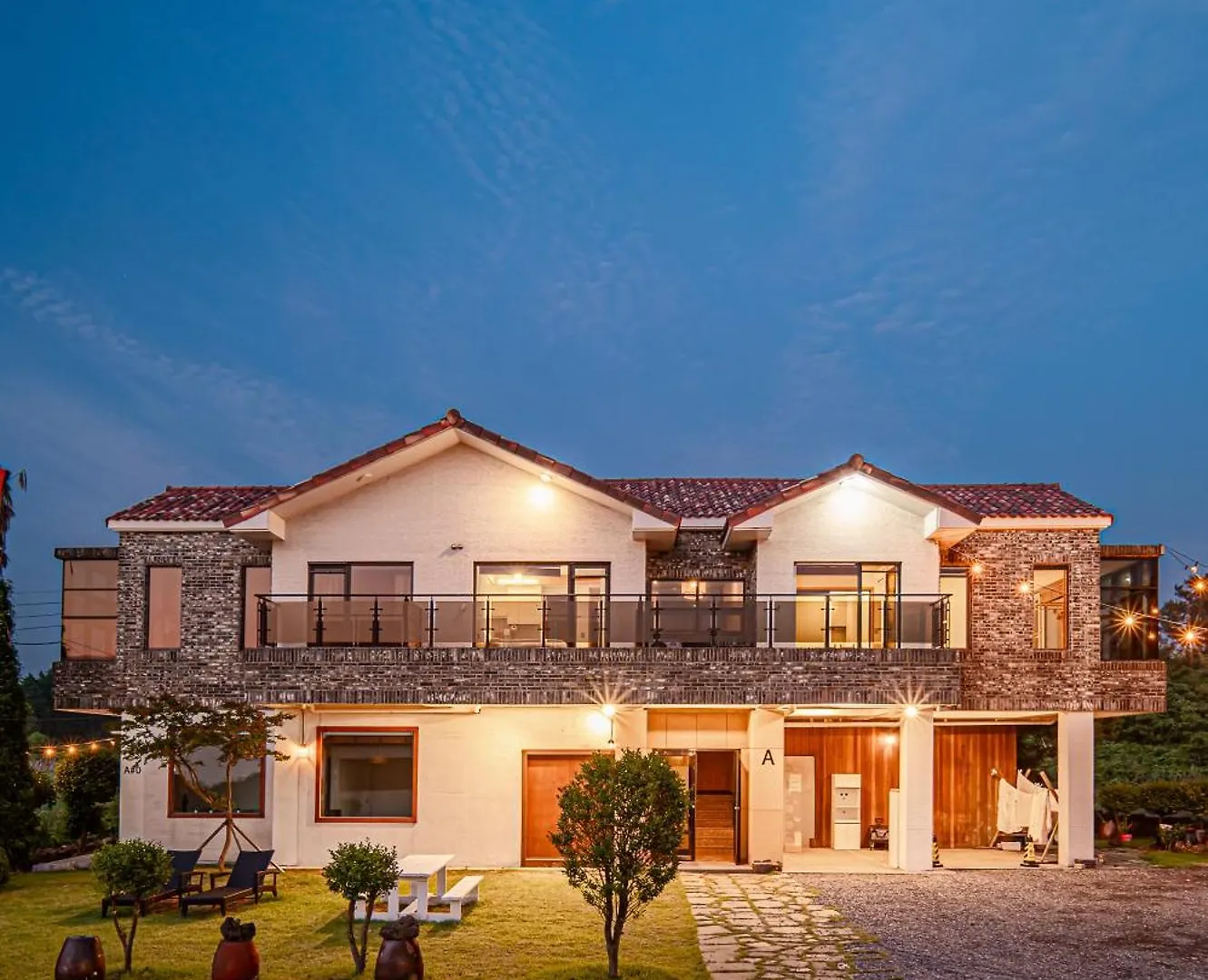 Le Village Aewol Building A Jeju